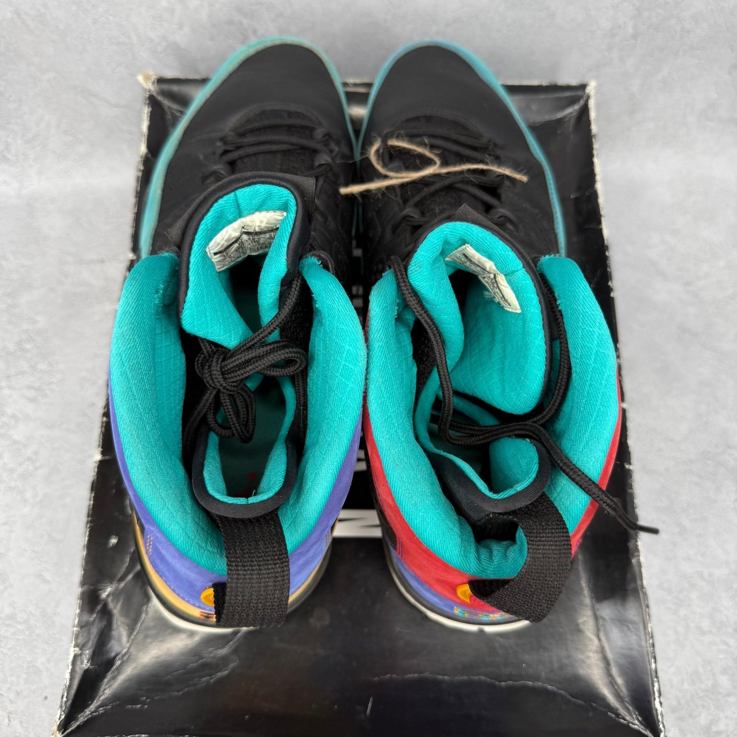 Jordan 9 Retro Dream It Do It *pre - owned* SIZE 14 - Kicks Collective PA - Jordan - 302370-065 - Men's Shoes - 14M/15.5W - Pre - Owned