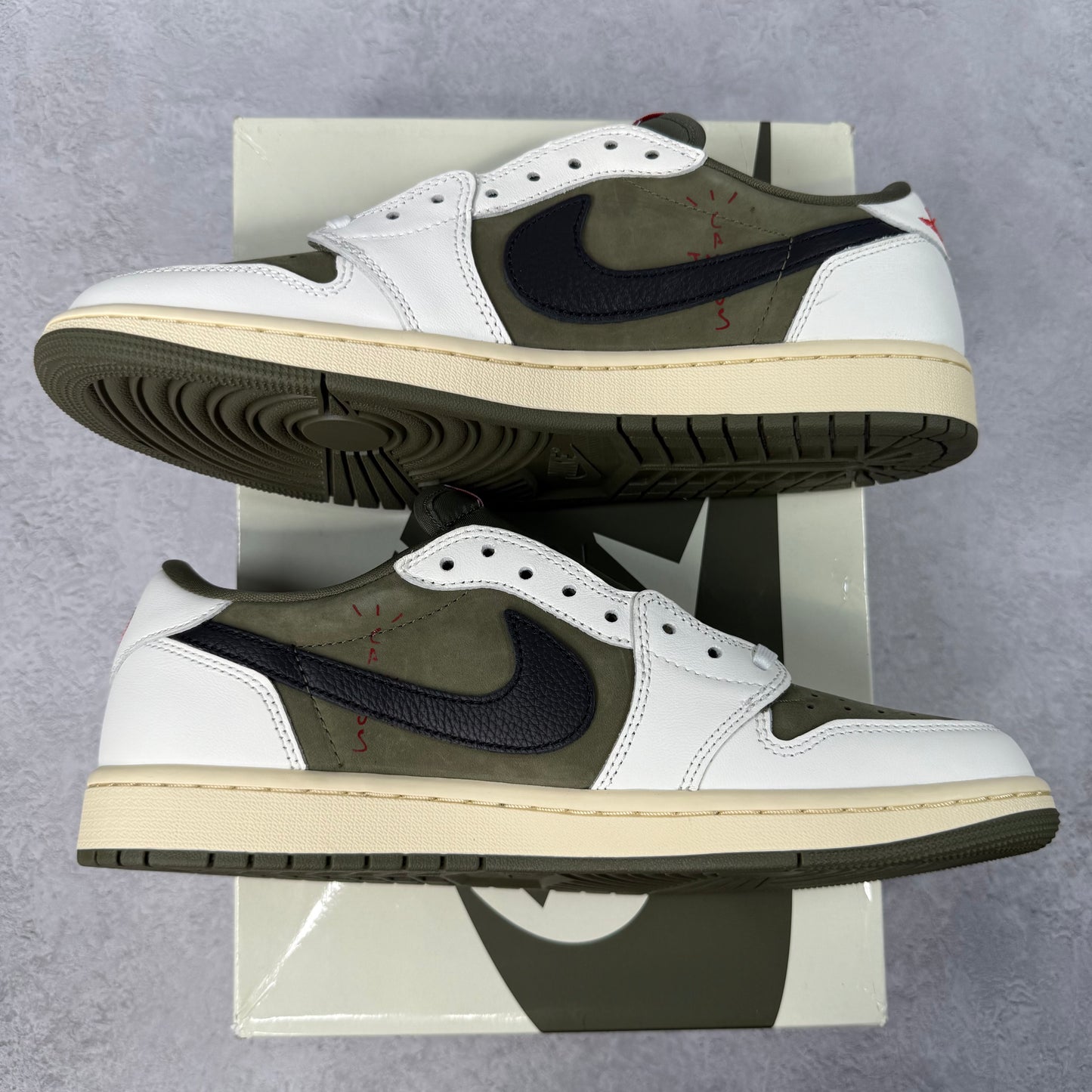Jordan 1 Retro Low OG SP Travis Scott Medium Olive