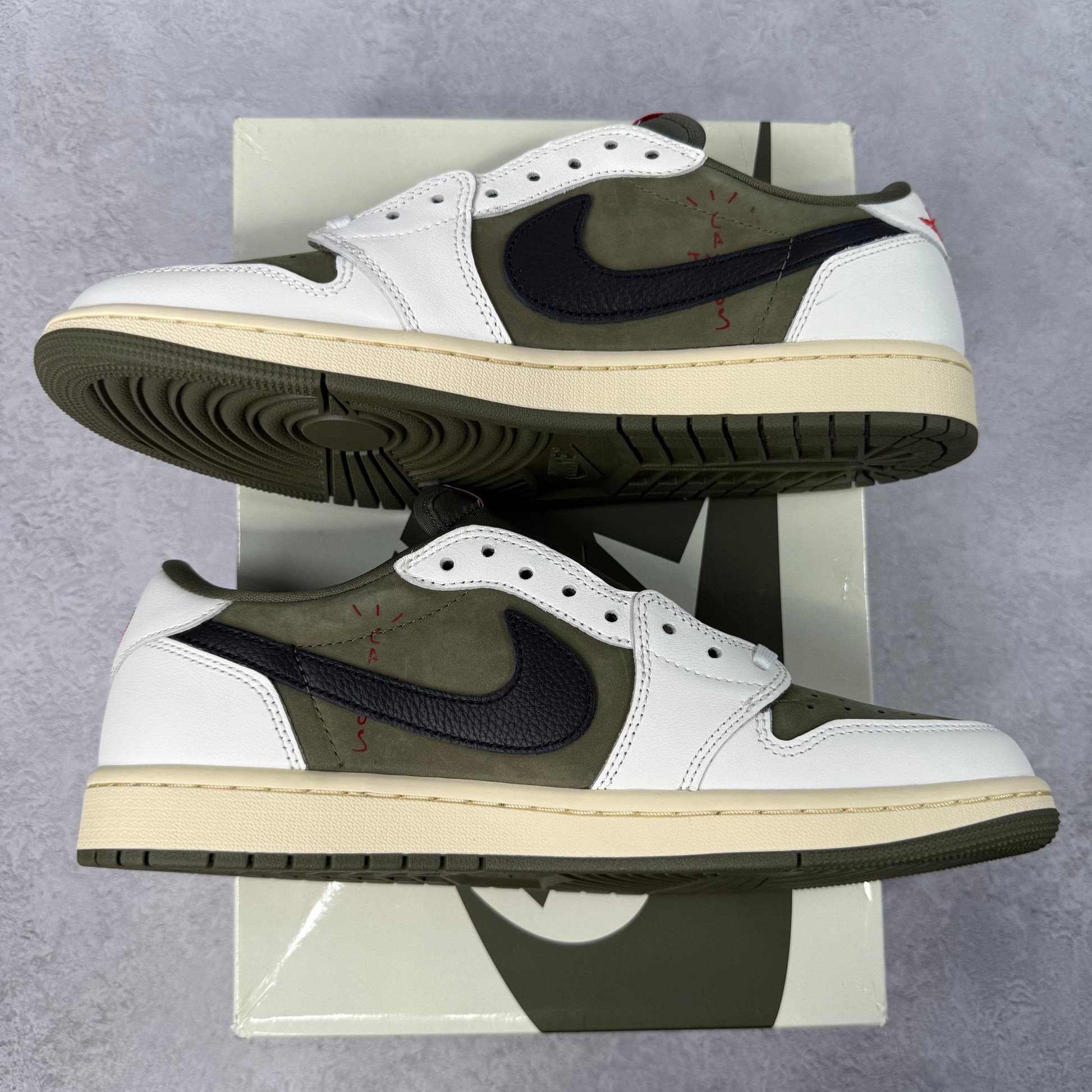 Jordan 1 Retro Low OG SP Travis Scott Medium Olive