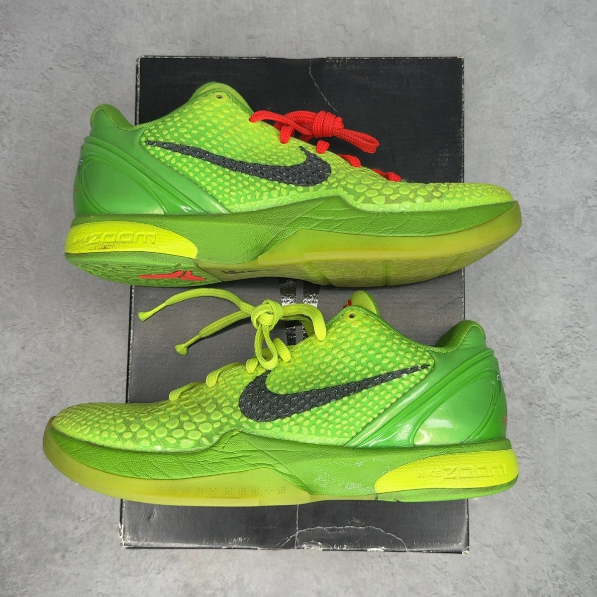 Nike Kobe 6 Protro Grinch (2020) - Image 1