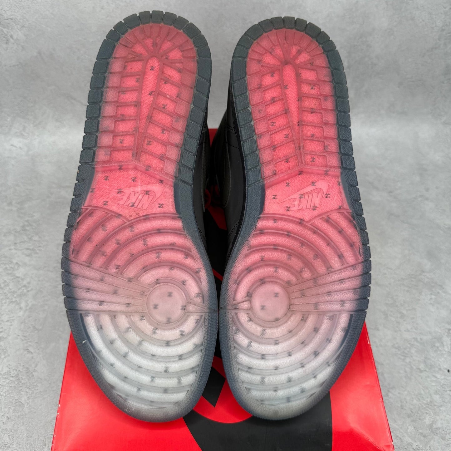 Jordan 1 Retro High Zoom Fearless *pre - owned* SIZE 11 - Kicks Collective PA - Jordan - BV0006-900 - Men's Shoes - 11M/12.5W - Pre - Owned