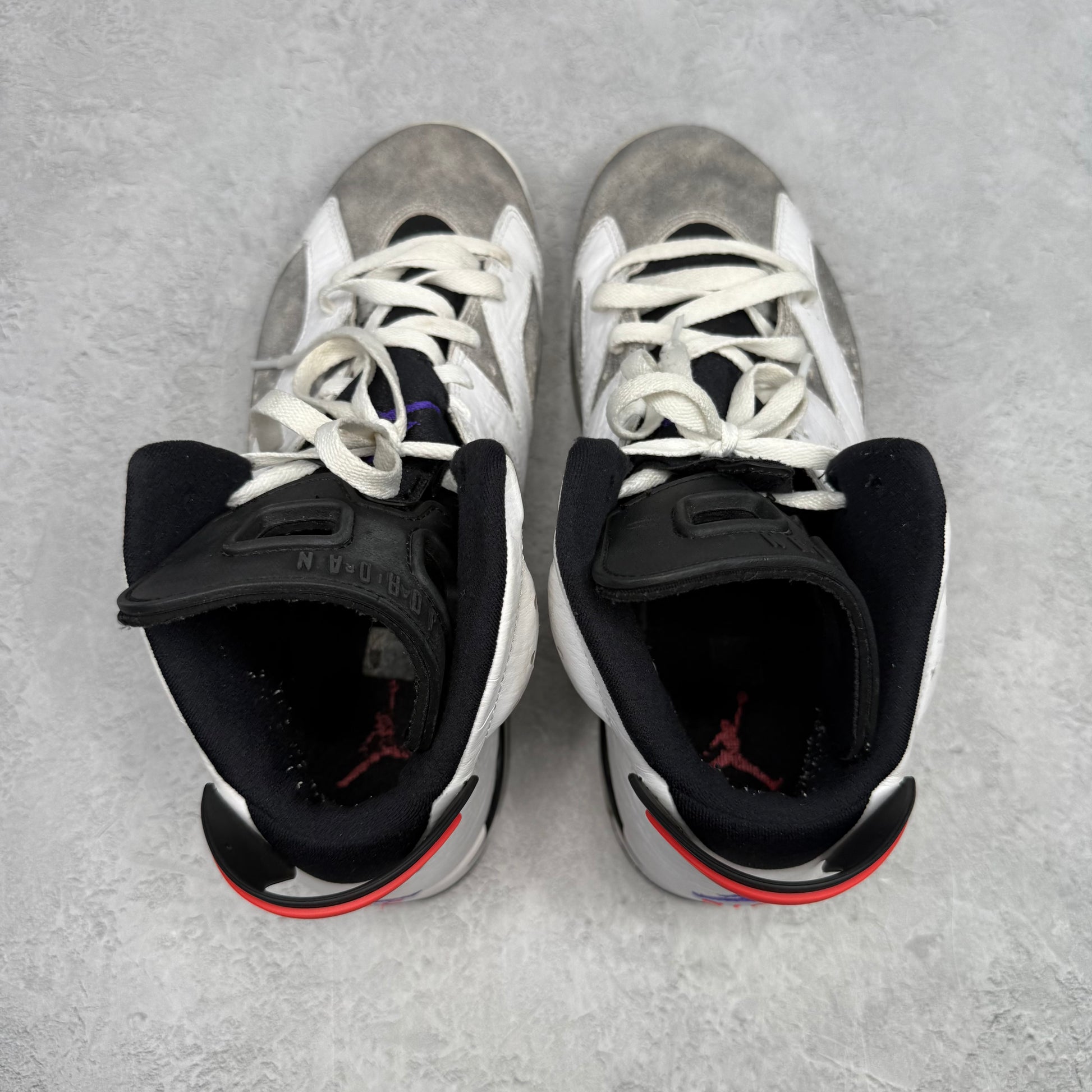 Jordan 6 Retro Flight Nostalgia *pre-owned* SIZE 10