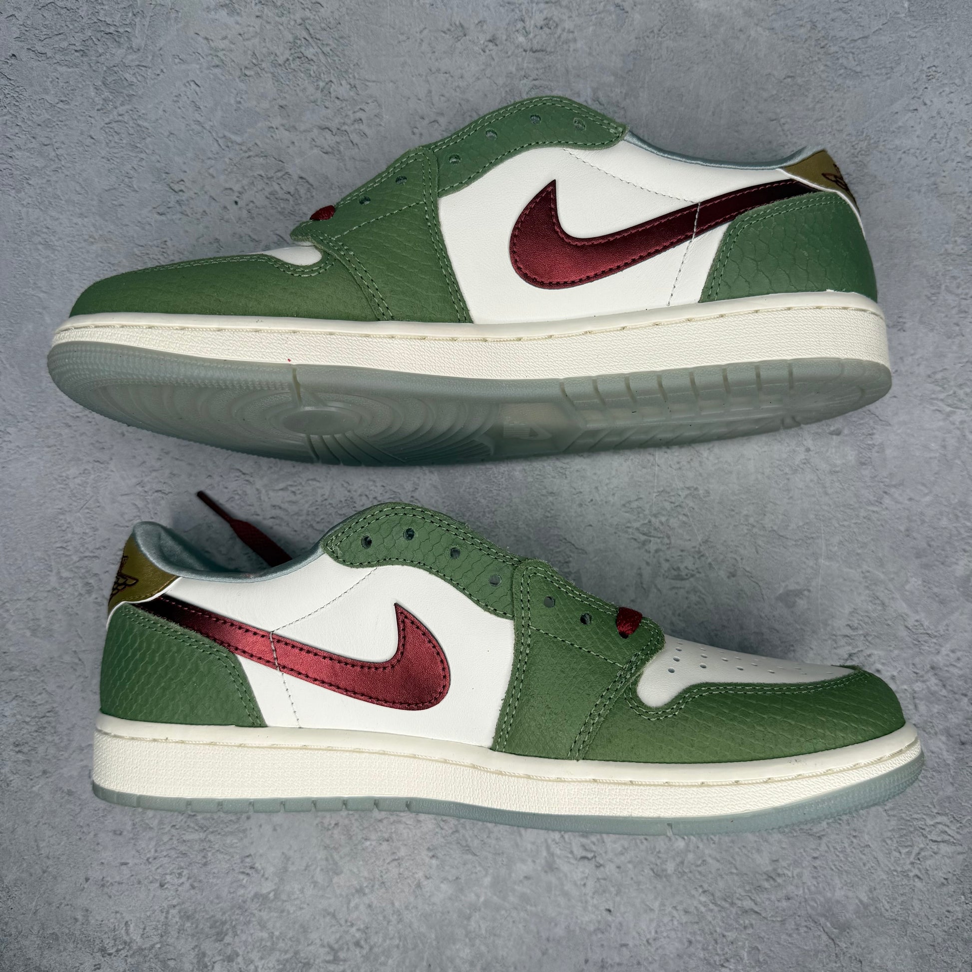 Jordan 1 Retro Low OG Year of the Dragon (2024)