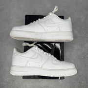 Nike Air Force 1 Low Supreme White *pre-owned* SIZE 8.5
