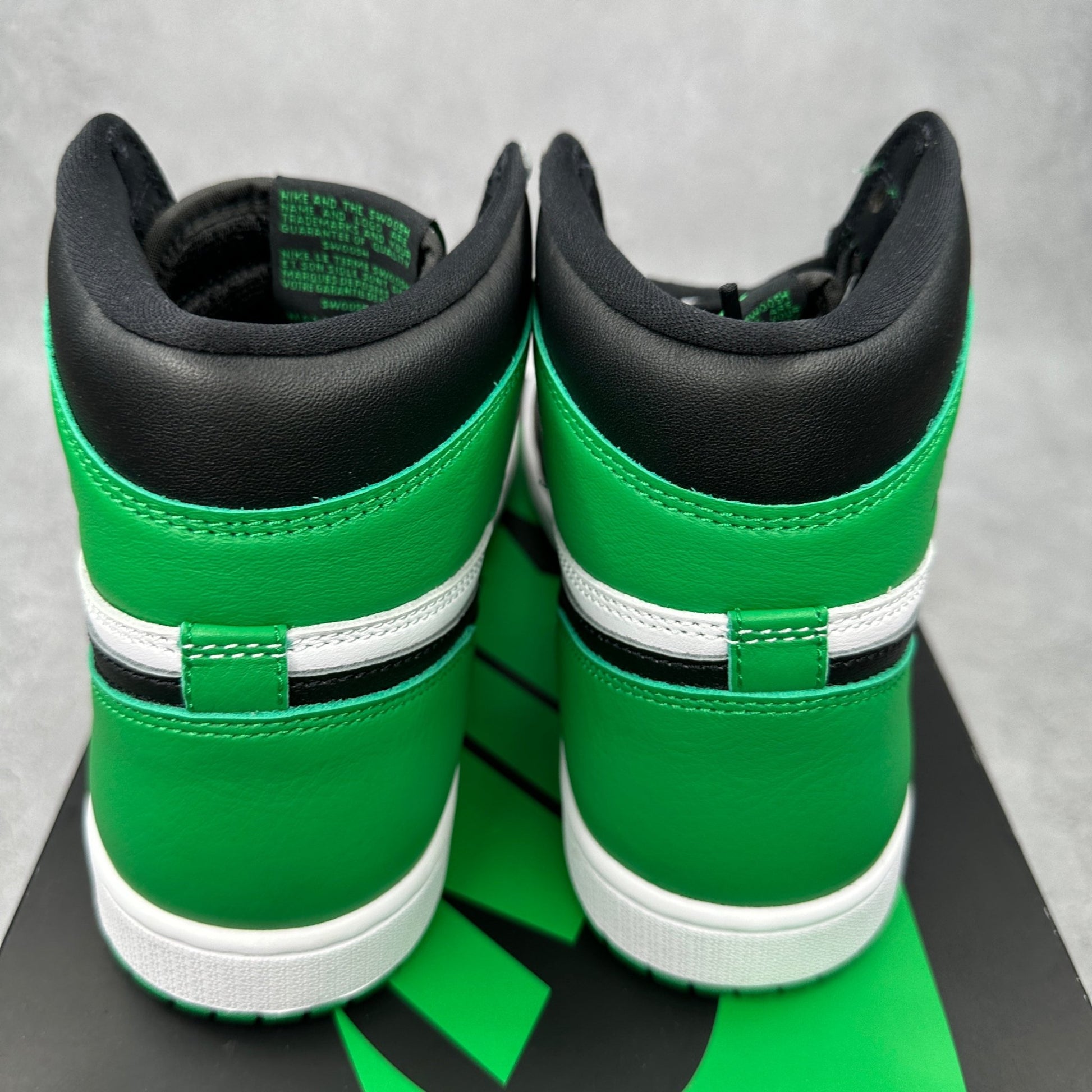 Jordan 1 Retro High OG Lucky Green *pre - owned* SIZE 9.5 - Kicks Collective PA - Jordan - DZ5485-031 - Men's Shoes - 9.5M/11W - Pre - Owned