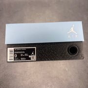 Jordan 3 Retro UNC (2020) *pre-owned* SIZE 9