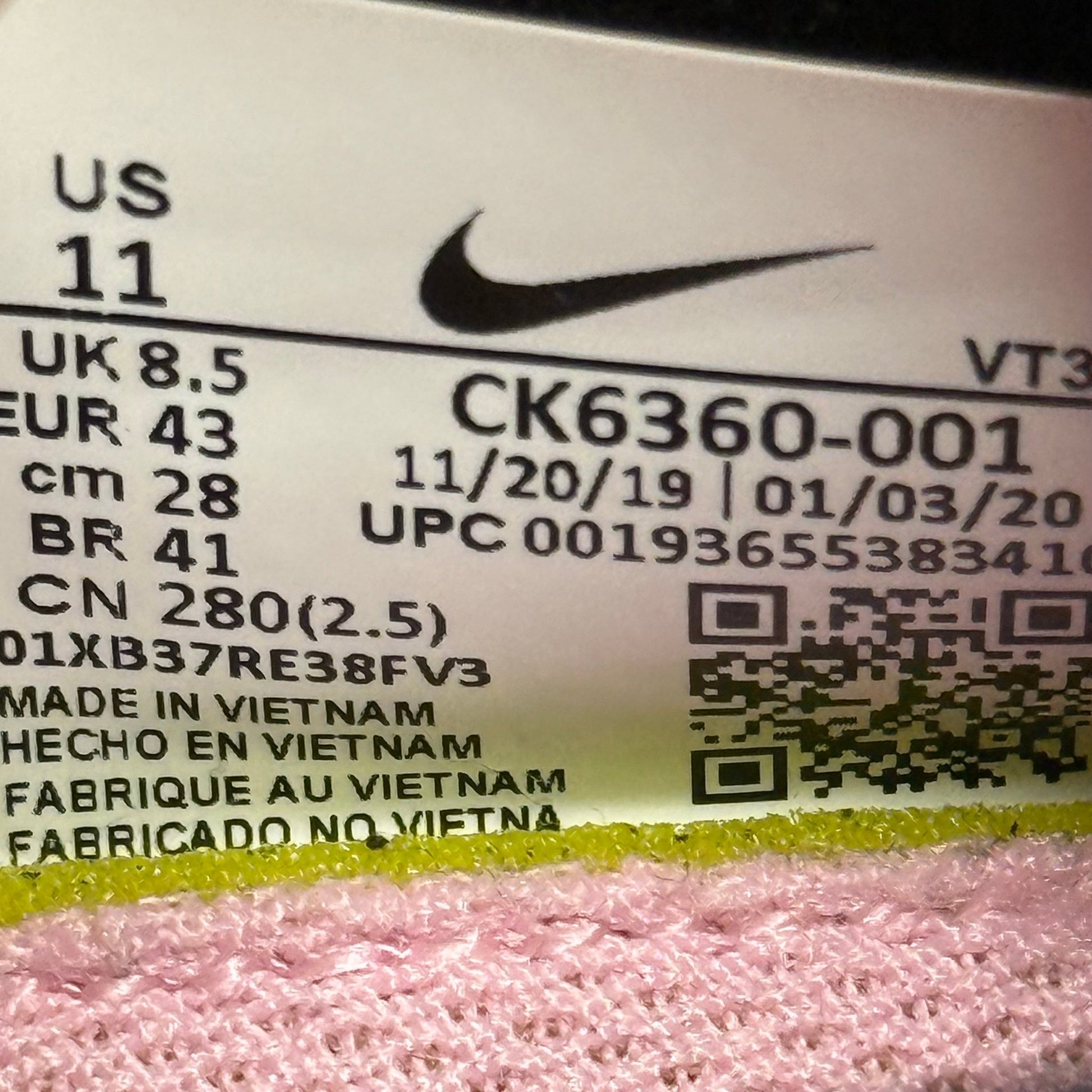 Nike Renew Run Black White Pink (Women's) *pre - owned* SIZE 11W - Kicks Collective PA - Nike - CK6360 - 001 - Women's Shoes - 9.5M/11W - Pre - Owned