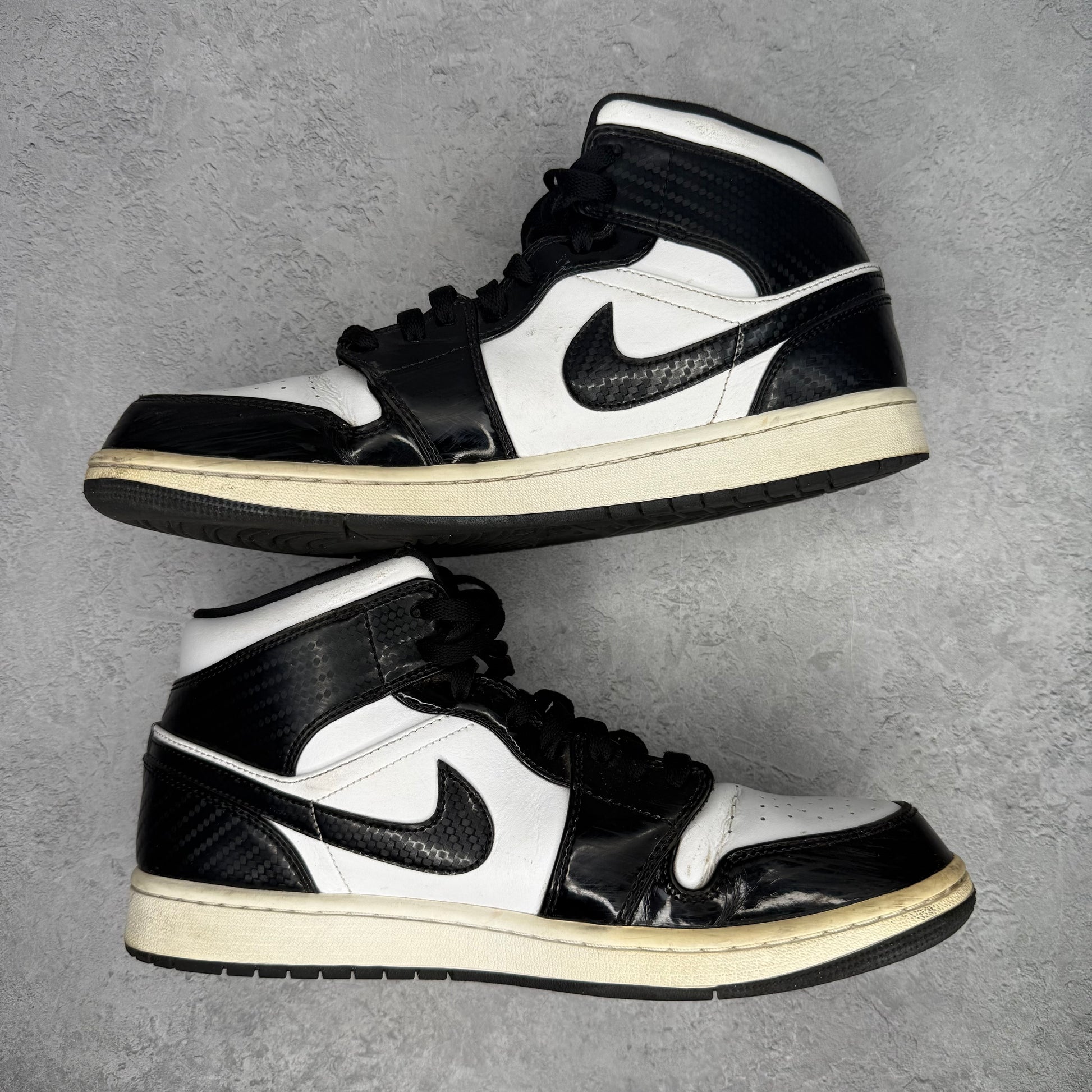 Jordan 1 Mid Carbon Fiber *pre-owned* SIZE 11