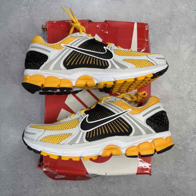 Nike Zoom Vomero 5 Photon Dust Laser Orange - Kicks Collective PA - Nike - FB9149 - 002 - Men's Shoes - 8.5M/10W - Brand New - Original Box (Damaged)