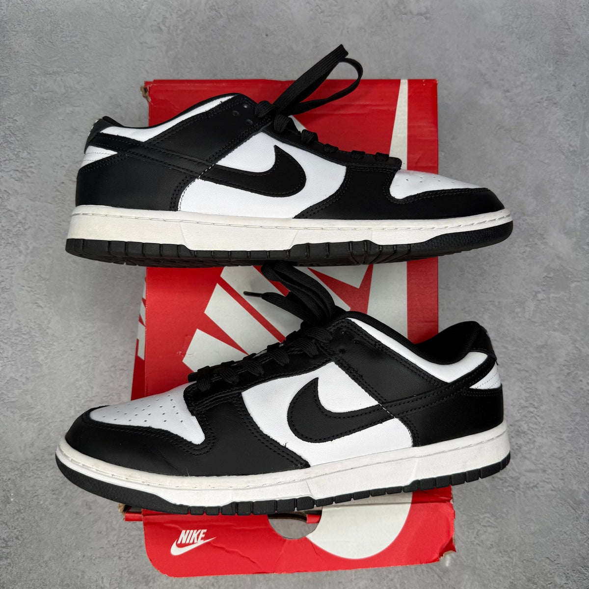 Nike Dunk Low Retro White Black Panda *pre - owned* SIZE 11.5 - Kicks Collective PA - Nike - DD1391-100 - Men's Shoes - 11.5M/13W - Pre - Owned