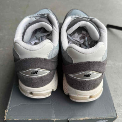 New Balance 2002R Magnent Lead *pre-owned* SIZE 11.5