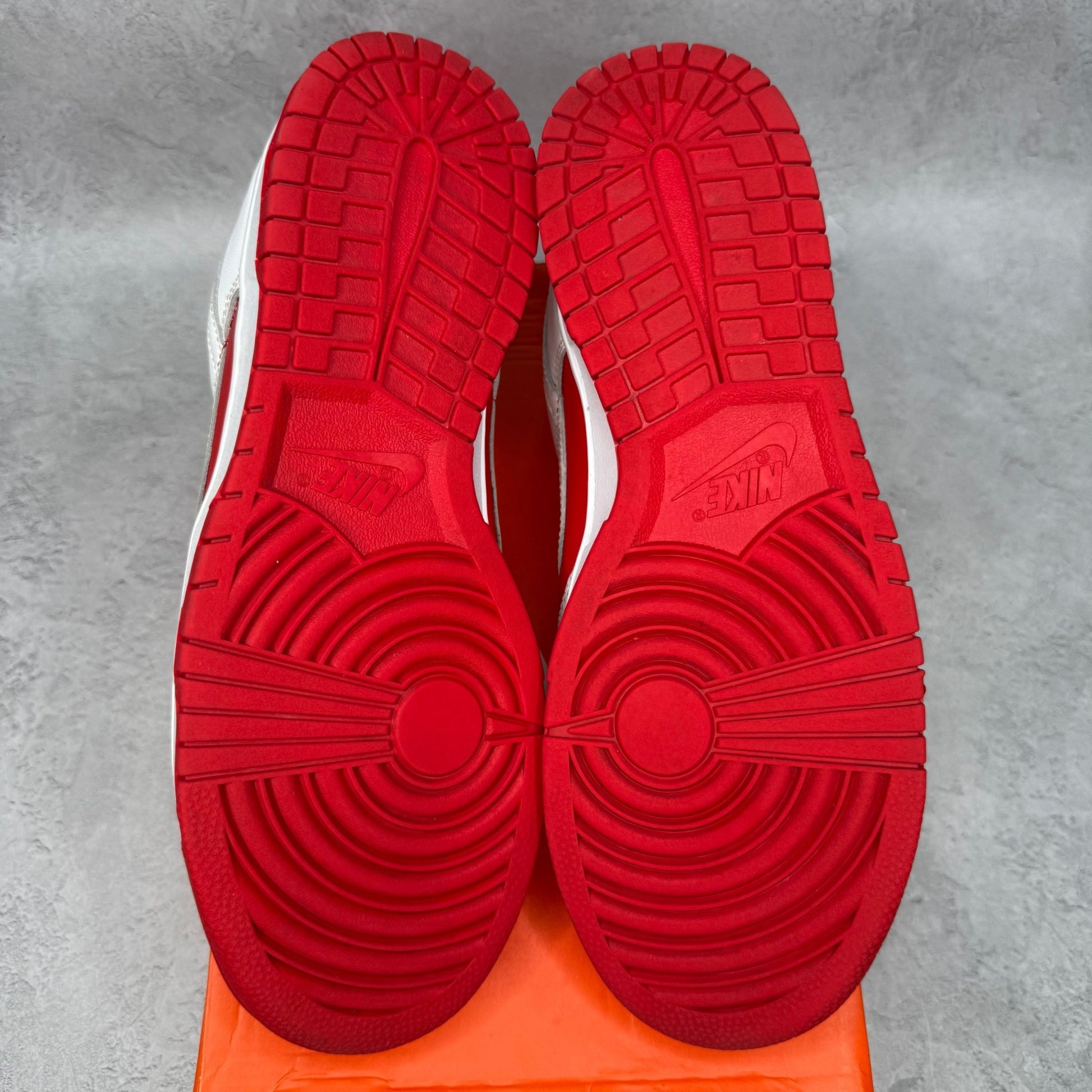 Nike Dunk Low Championship Red *pre - owned* SIZE 10.5 - Kicks Collective PA - Nike - DD1391-600 - Men's Shoes - 10.5M/12W - Pre - Owned - No Box