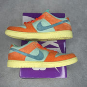 Nike SB Dunk Low Orange Emerald Rise - Image 2