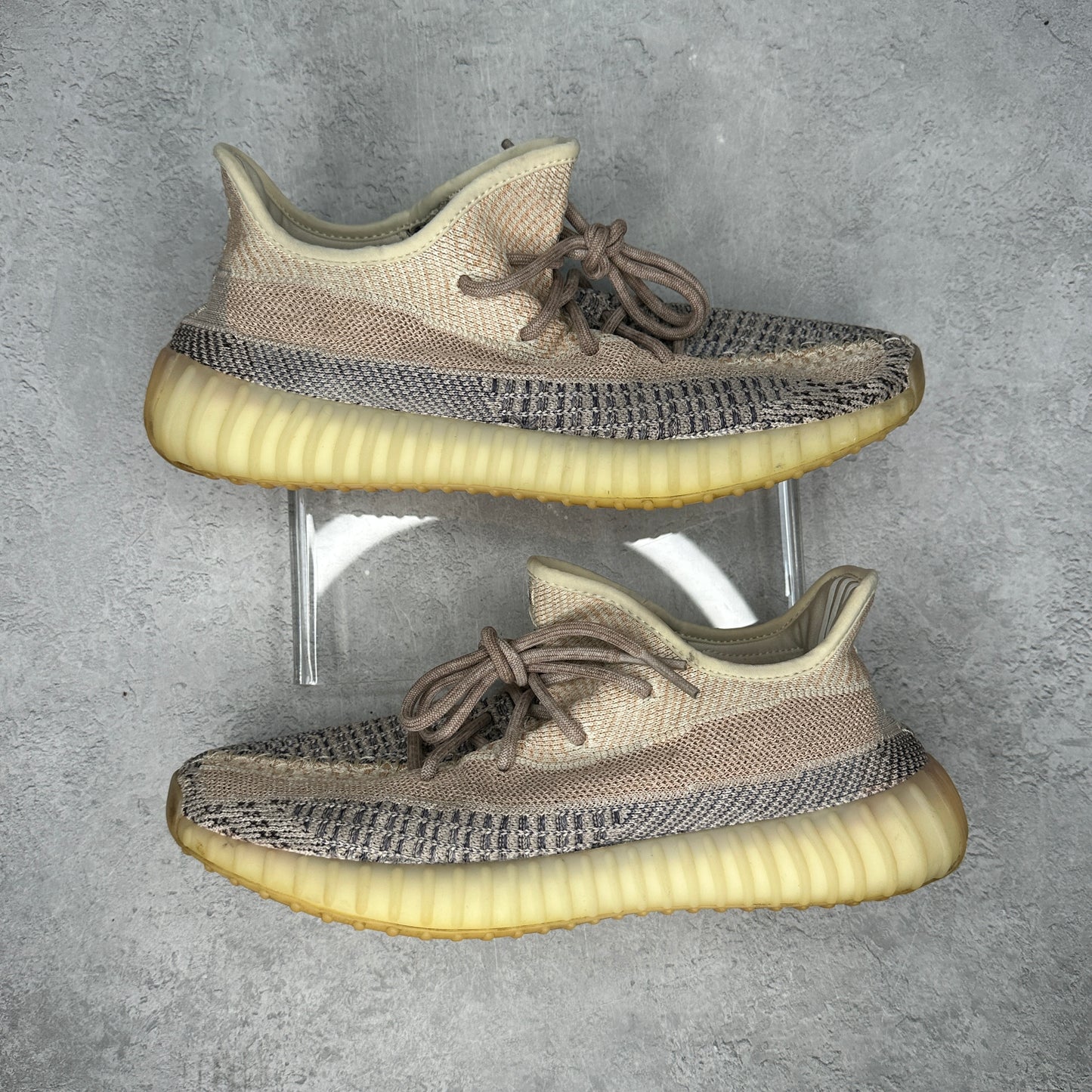 adidas Yeezy Boost 350 V2 Ash Pearl *pre-owned* SIZE 10