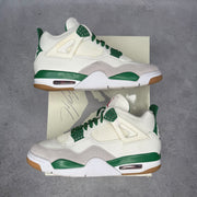 Jordan 4 Retro SB Pine Green *pre-owned* SIZE 10