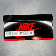 Jordan 1 Retro High OG Patent Bred pre-owned size 9.5