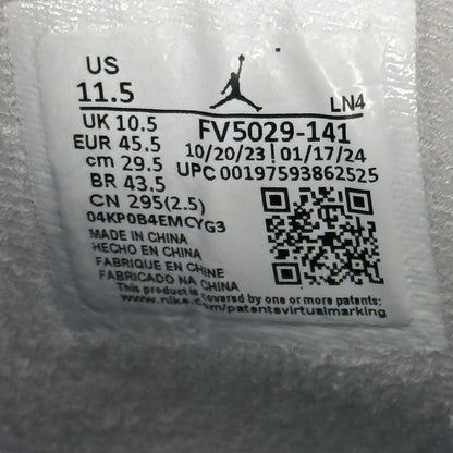 Jordan 4 Retro Military Blue (2024) *pre-owned* SIZE 11.5