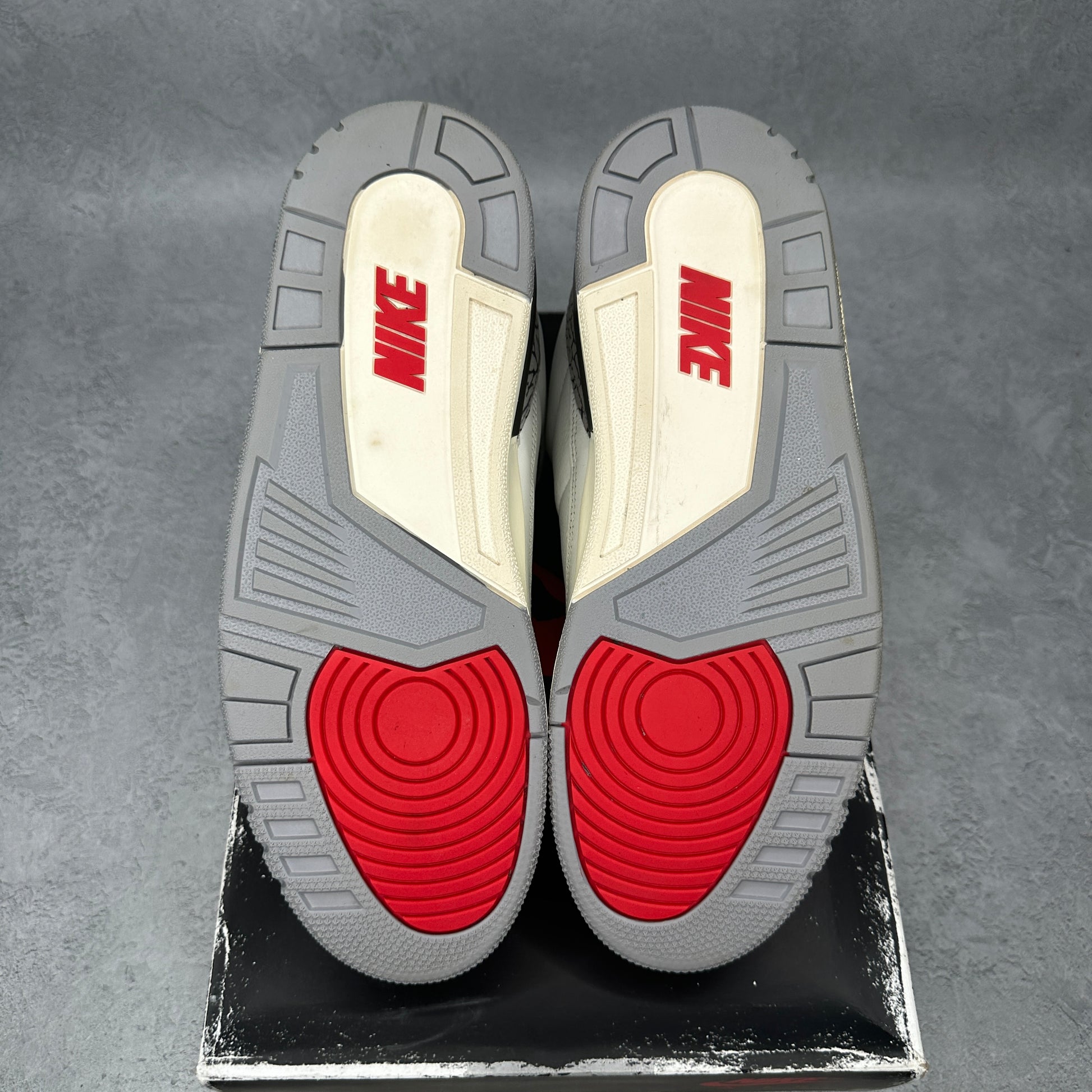 Jordan 3 Retro White Cement Reimagined *pre-owned* SIZE 11.5