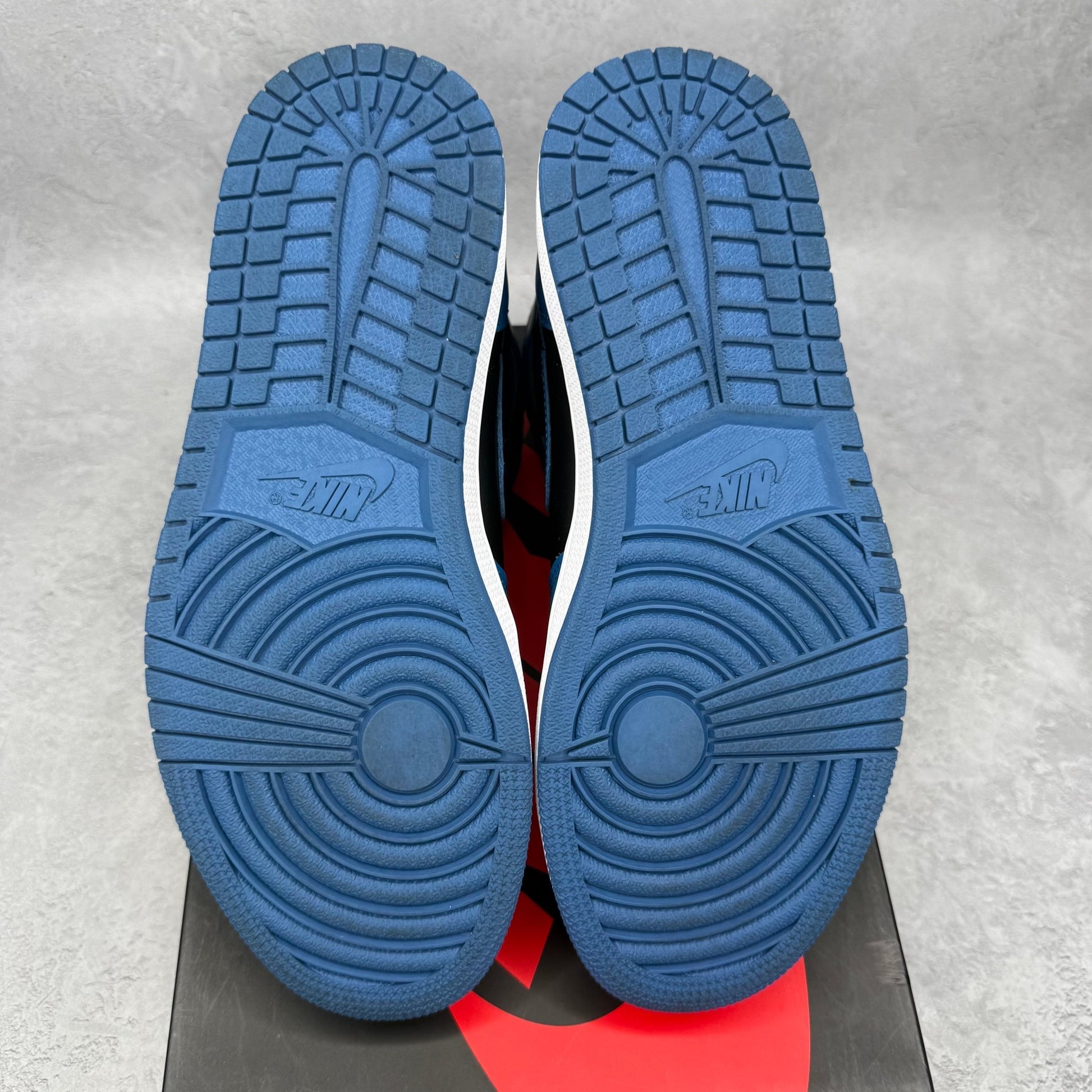 Jordan 1 Retro High OG Dark Marina Blue *pre - owned* SIZE 8 - Kicks Collective PA - Jordan - 555088-404 - Men's Shoes - 8M/9.5W - Pre - Owned