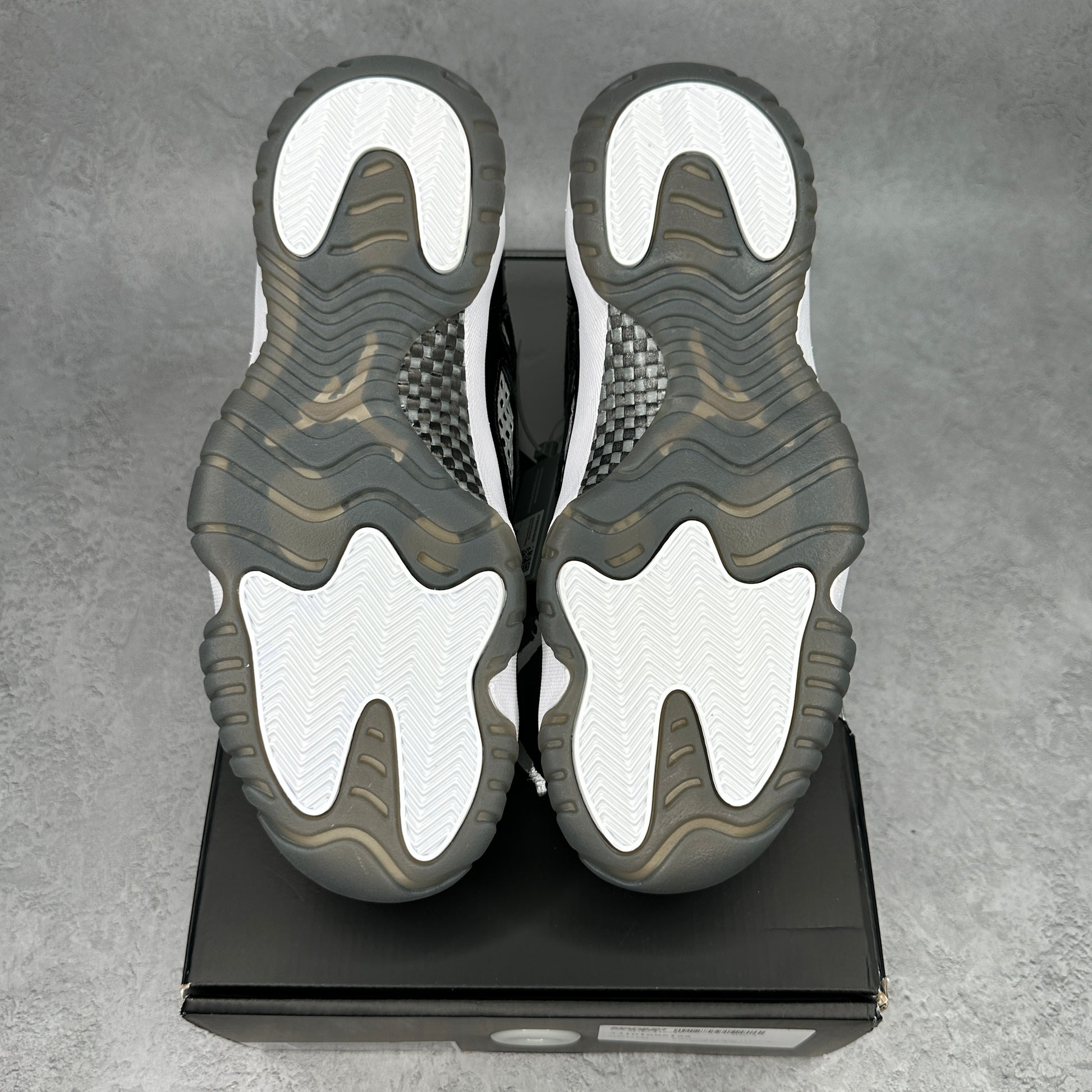 Jordan 11 Retro Low IE Craft Black White