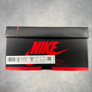 Jordan 1 Retro High Court Purple White *pre-owned* SIZE 9.5 - Kicks Collective PA - Jordan - 555088-500 - Men's Shoes - 9.5M/11W - Pre-Owned