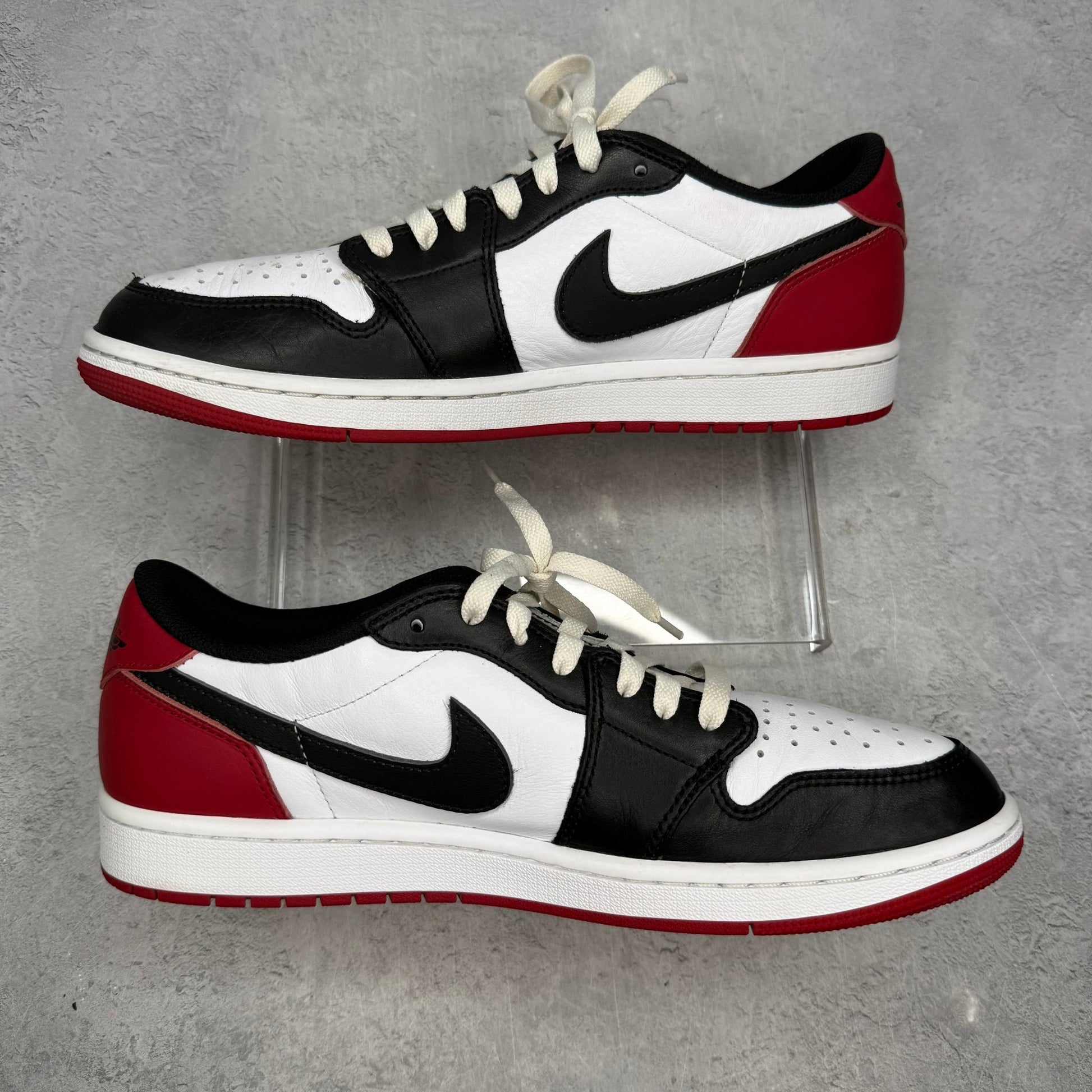 Jordan 1 Retro Low OG Black Toe (2023) *pre - owned* SIZE 11 - Kicks Collective PA - Jordan - CZ0790-106 - Men's Shoes - 11M/12.5W - Pre - Owned - No Box