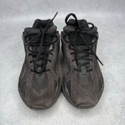 adidas Yeezy Boost 700 V2 Vanta *pre-owned* SIZE 10