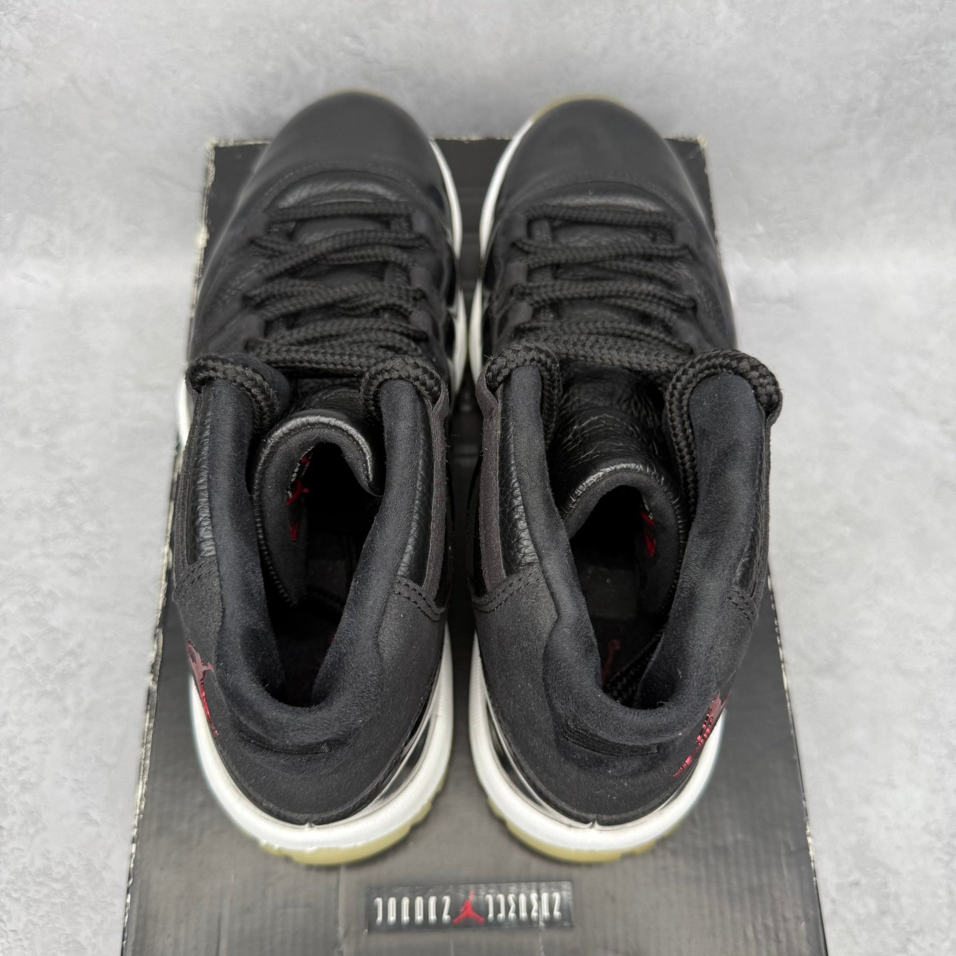 Jordan 11 Retro 72 - 10 *pre - owned* SIZE 11 - Kicks Collective PA - Jordan - 378037-002 - Men's Shoes - 11M/12.5W - Pre - Owned - Original Box (Damaged)