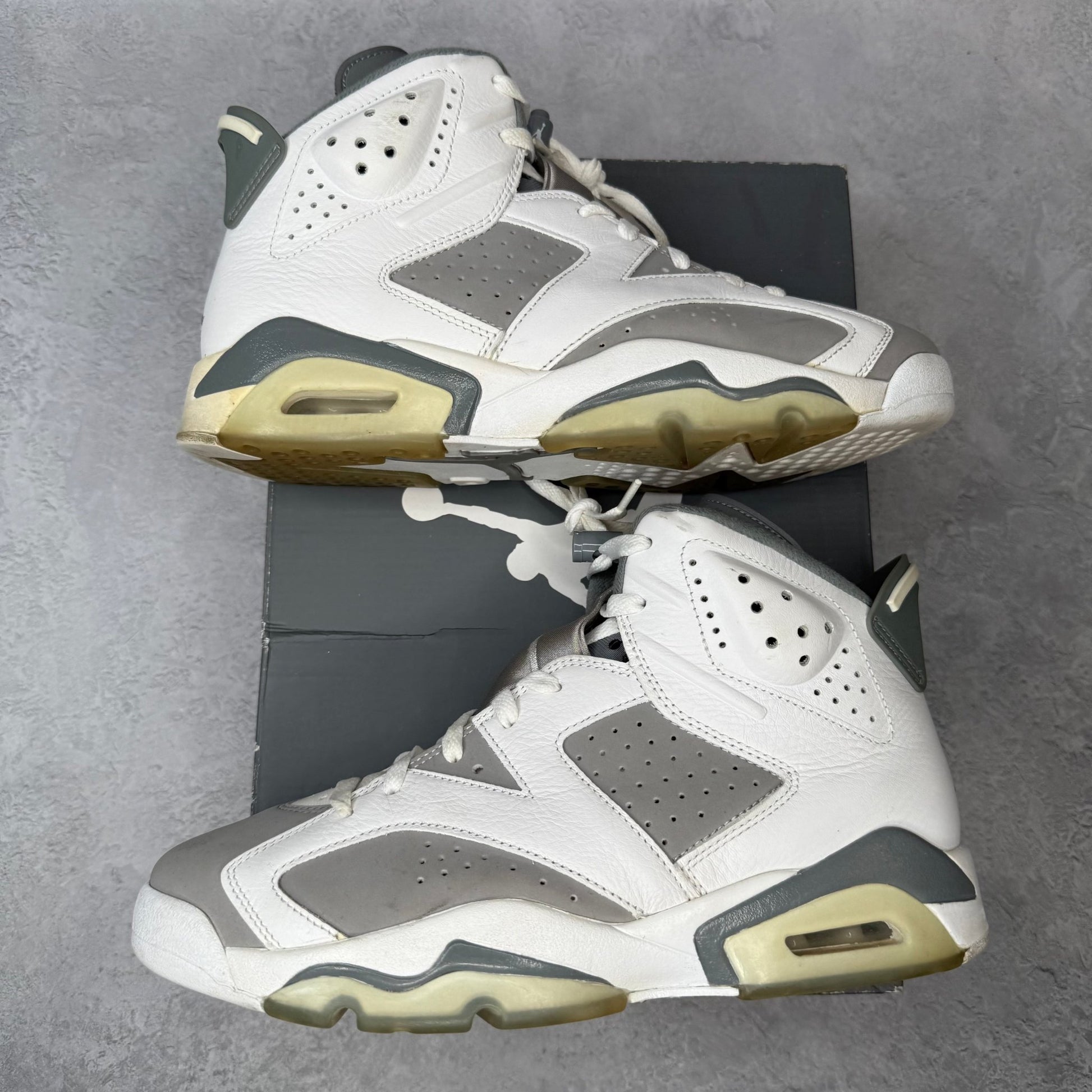 Jordan 6 Retro Cool Grey *pre - owned* SIZE 9 - Kicks Collective PA - Jordan - CT8529-100 - Men's Shoes - 9M/10.5W - Pre - Owned