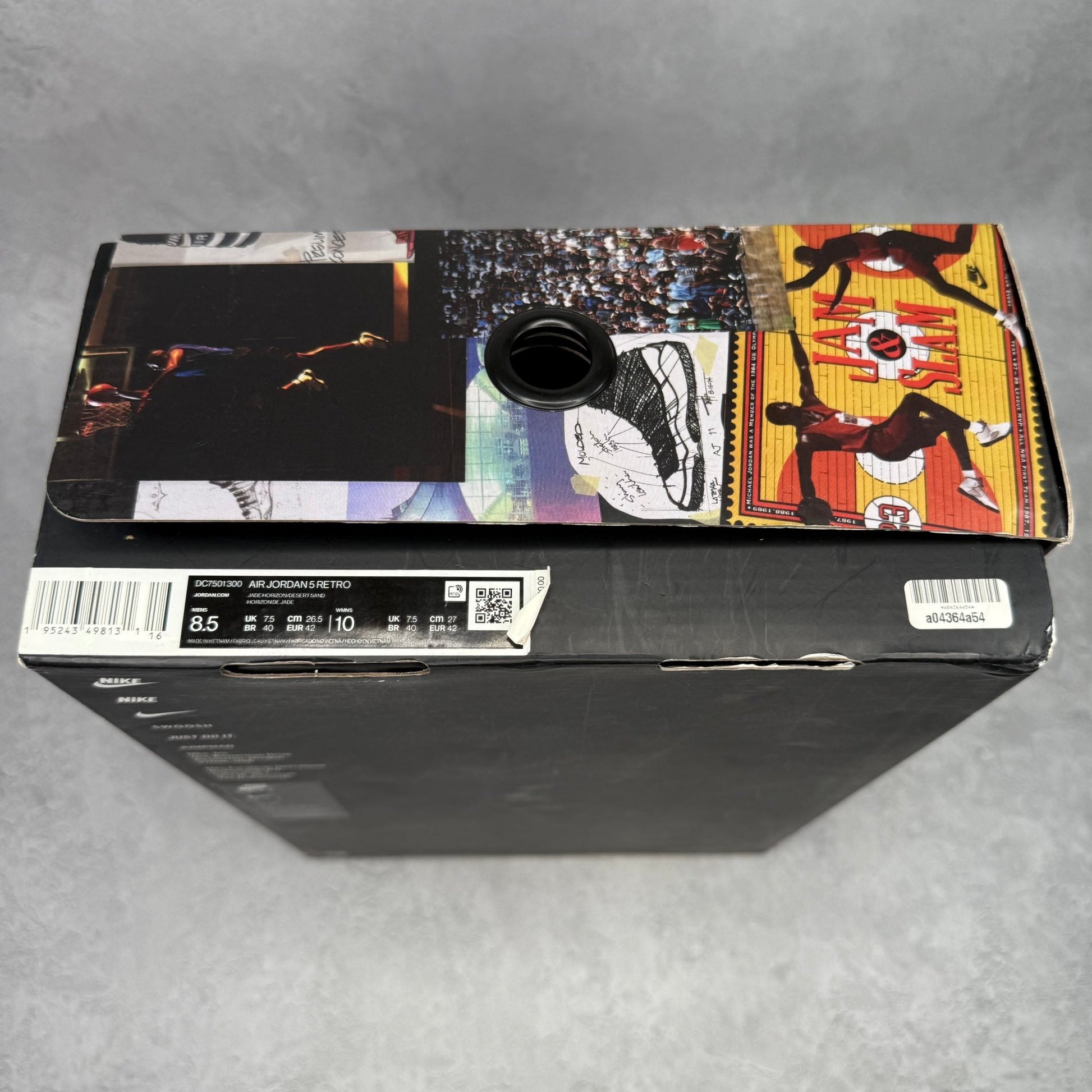 Jordan 5 Retro Jade Horizon *pre - owned* SIZE 8.5 - Kicks Collective PA - Jordan - DC7501-300 - Men's Shoes - 8.5M/10W - Pre - Owned