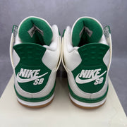 Jordan 4 Retro SB Pine Green *pre-owned* SIZE 10