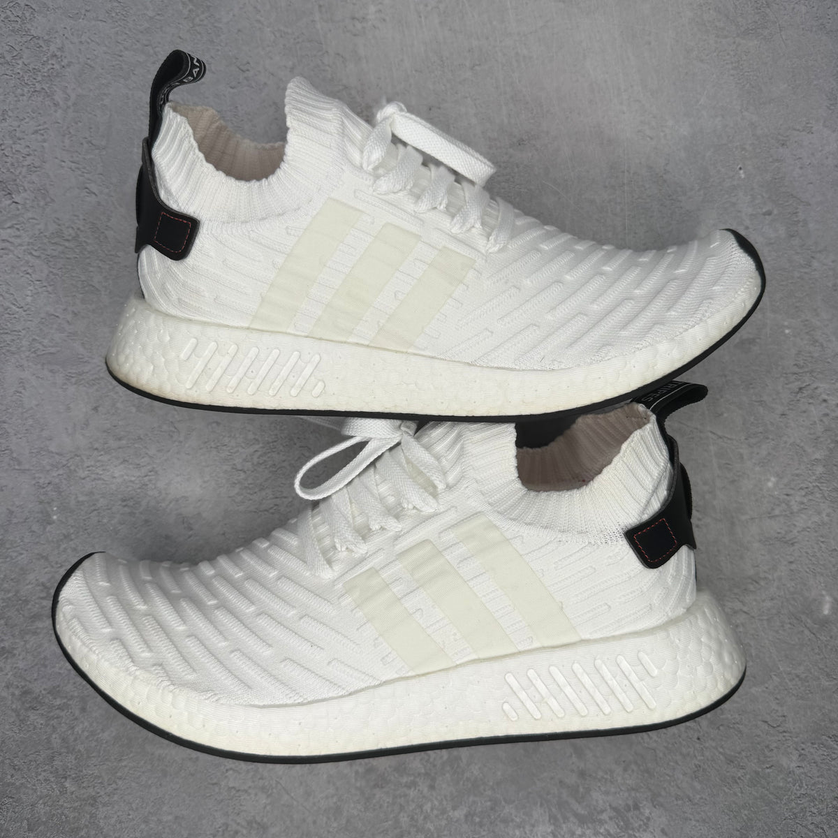 adidas NMD R2 White Black pre-owned size 10.5