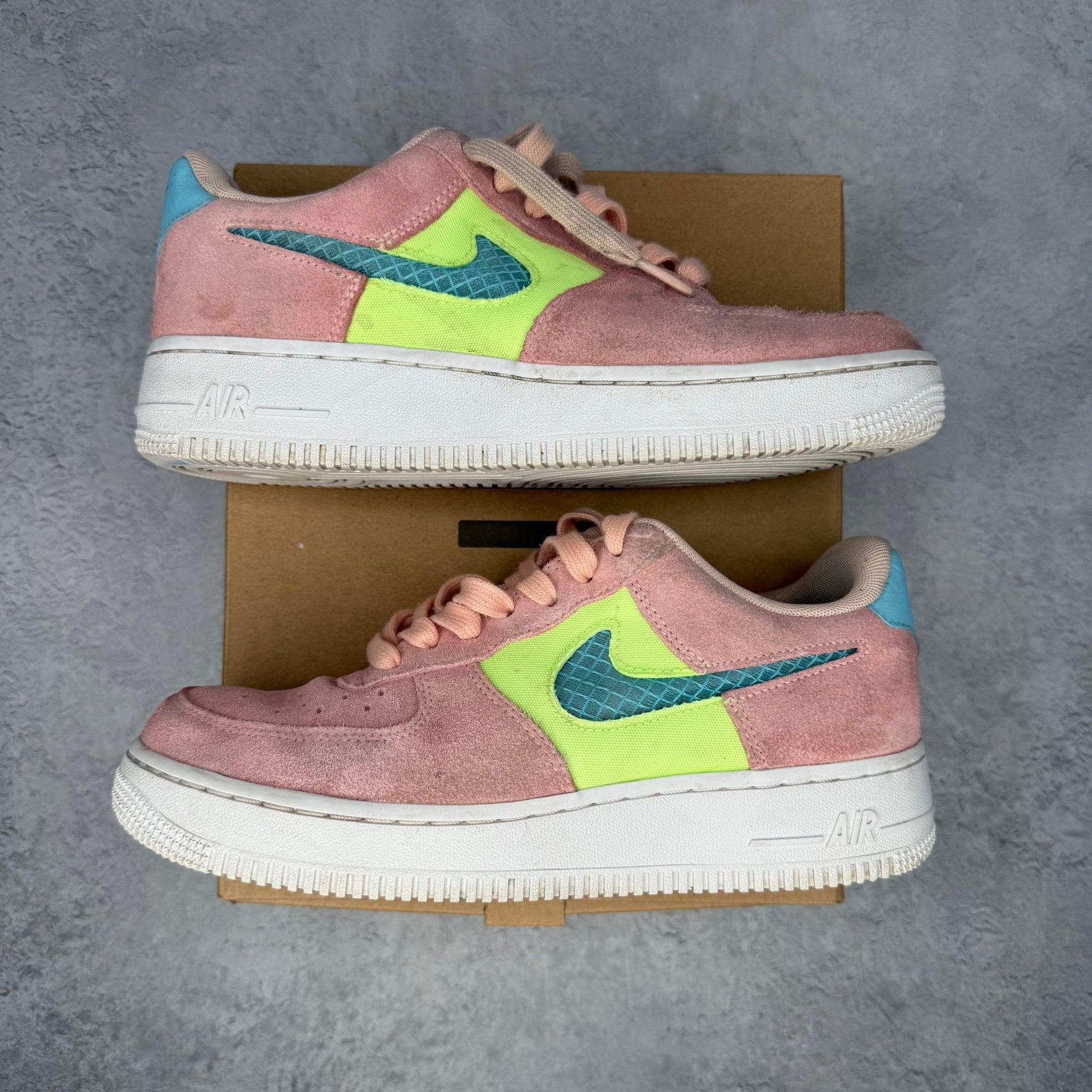 Nike Air Force 1 Low Washed Coral Ghost Green (Women's) *pre - owned* SIZE 7.5W - Kicks Collective PA - Nike - CJ1647-600 - Women's Shoes - 6M/7.5W - Pre - Owned - No Box
