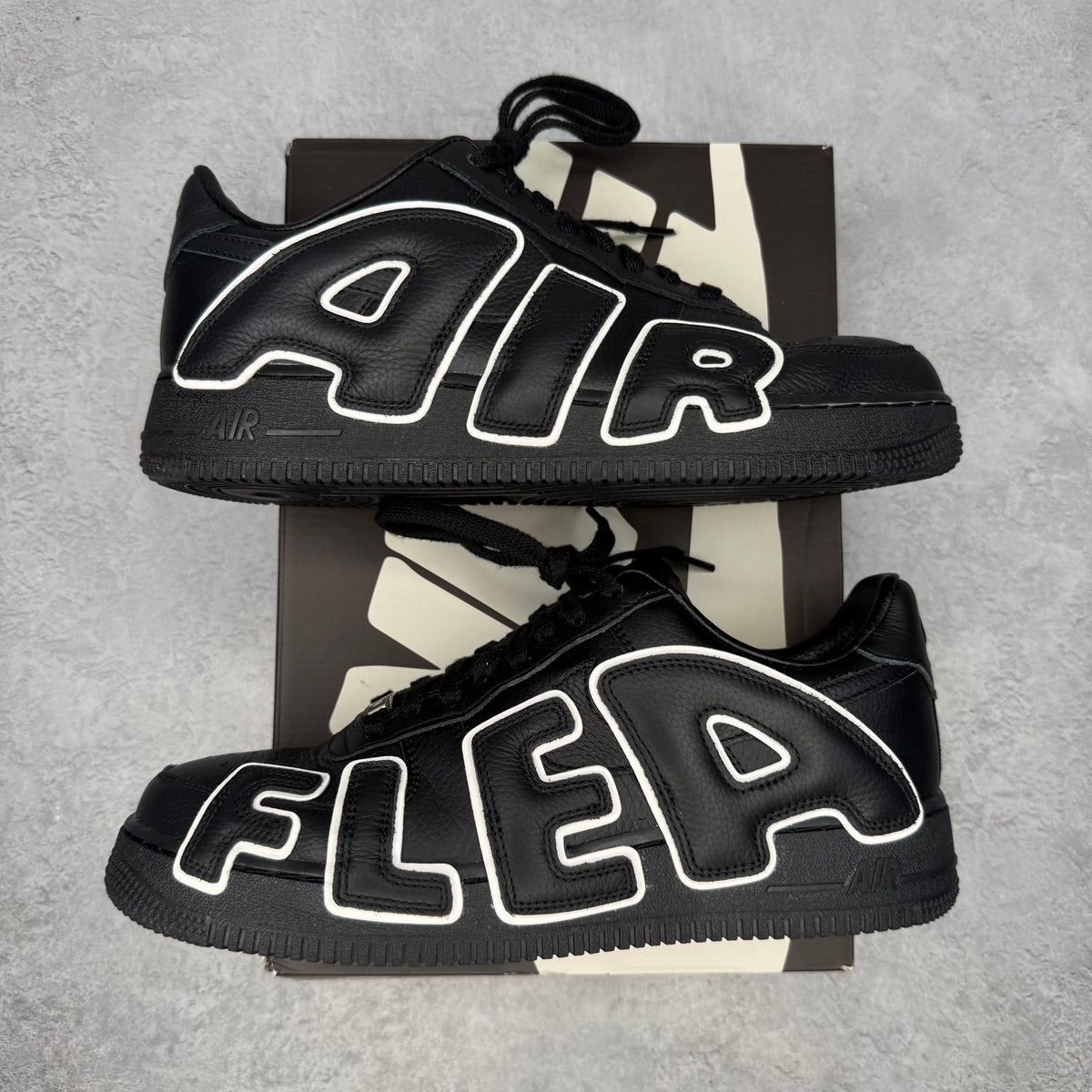 Nike Air Force 1 Low Cactus Plant Flea Market Black (2024) *pre-owned* SIZE 9.5