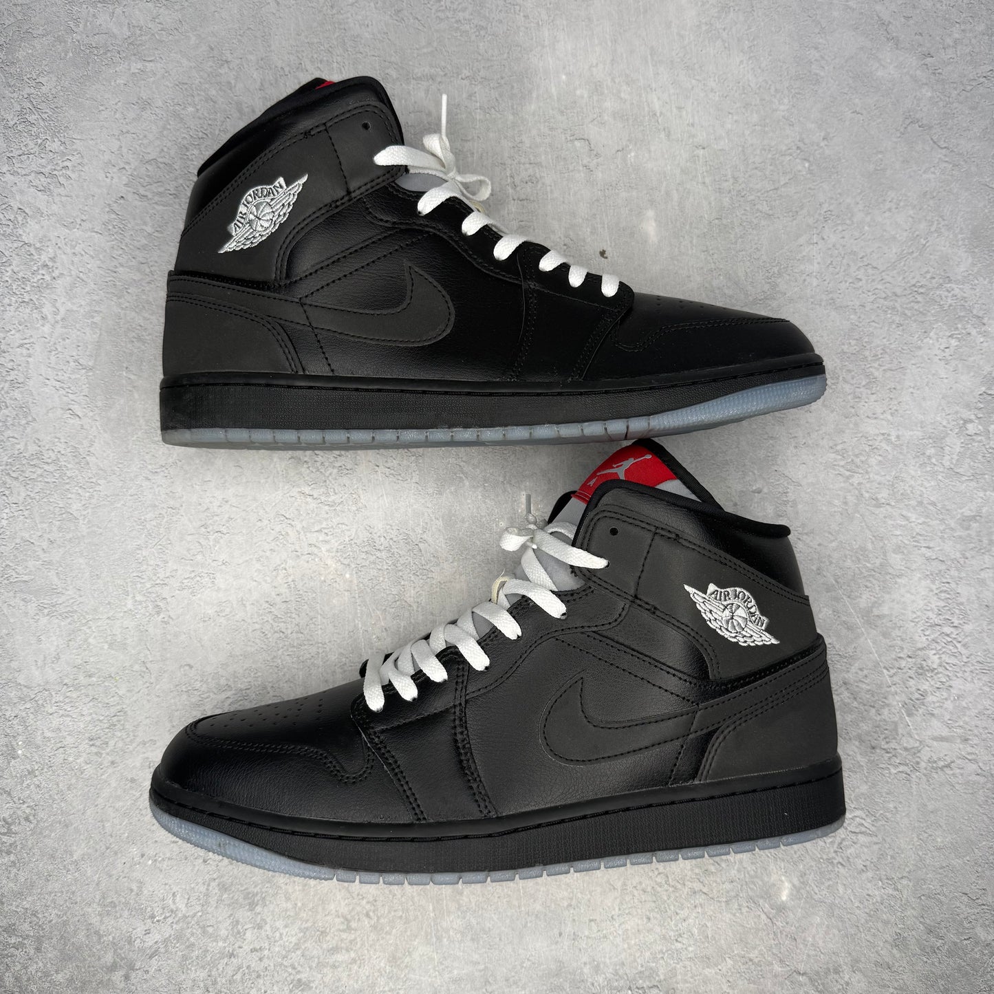 Jordan 1 Mid SE Black Metallic Reimagined *pre-owned* SIZE 13