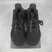 adidas Ultra Boost 21 Triple Black *pre-owned* SIZE 9