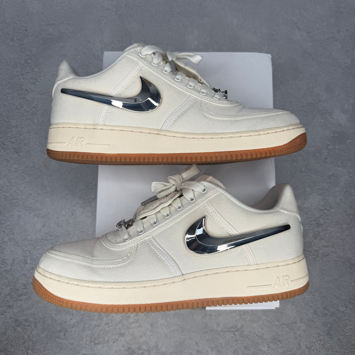 Nike Air Force 1 Low Travis Scott Sail pre-owned size 11