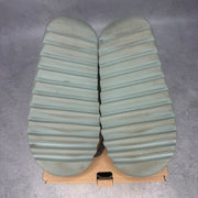 adidas Yeezy Slide Salt pre-owned size 10