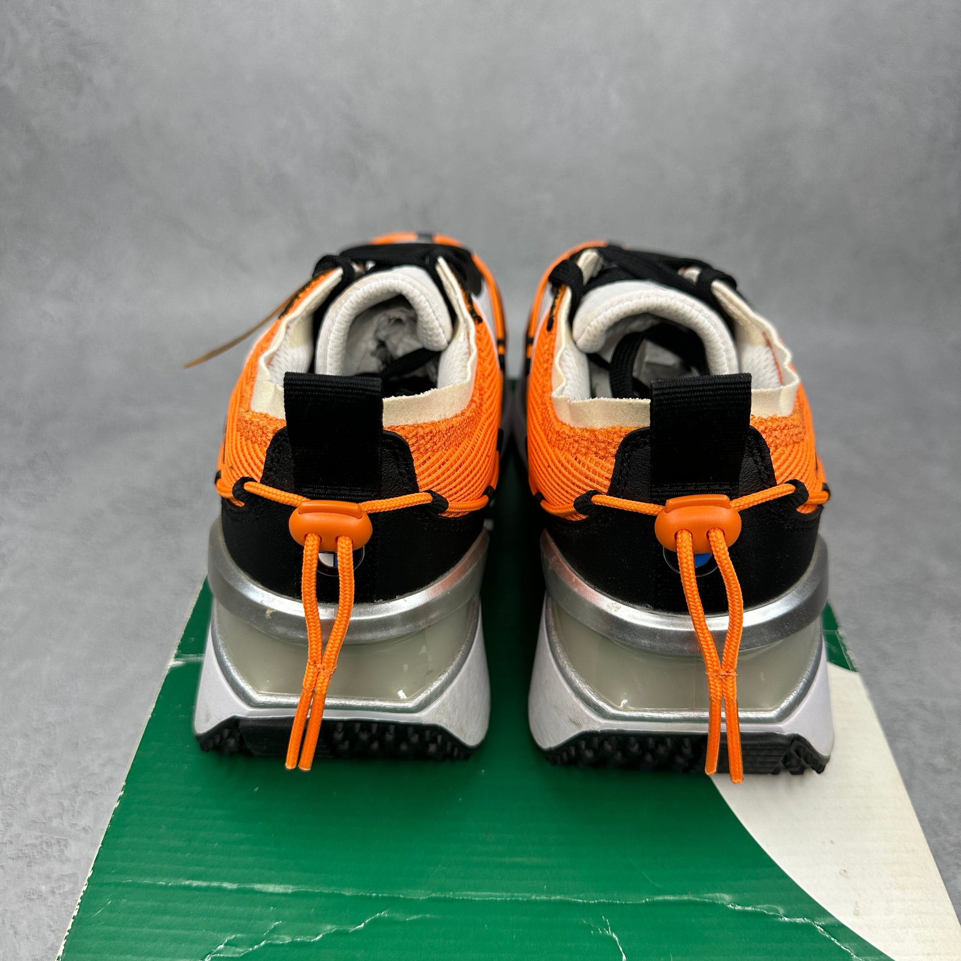 Puma BMW Motorsport Cruise Rider Vibrant Orange (Women's) *pre-owned* SIZE 9W