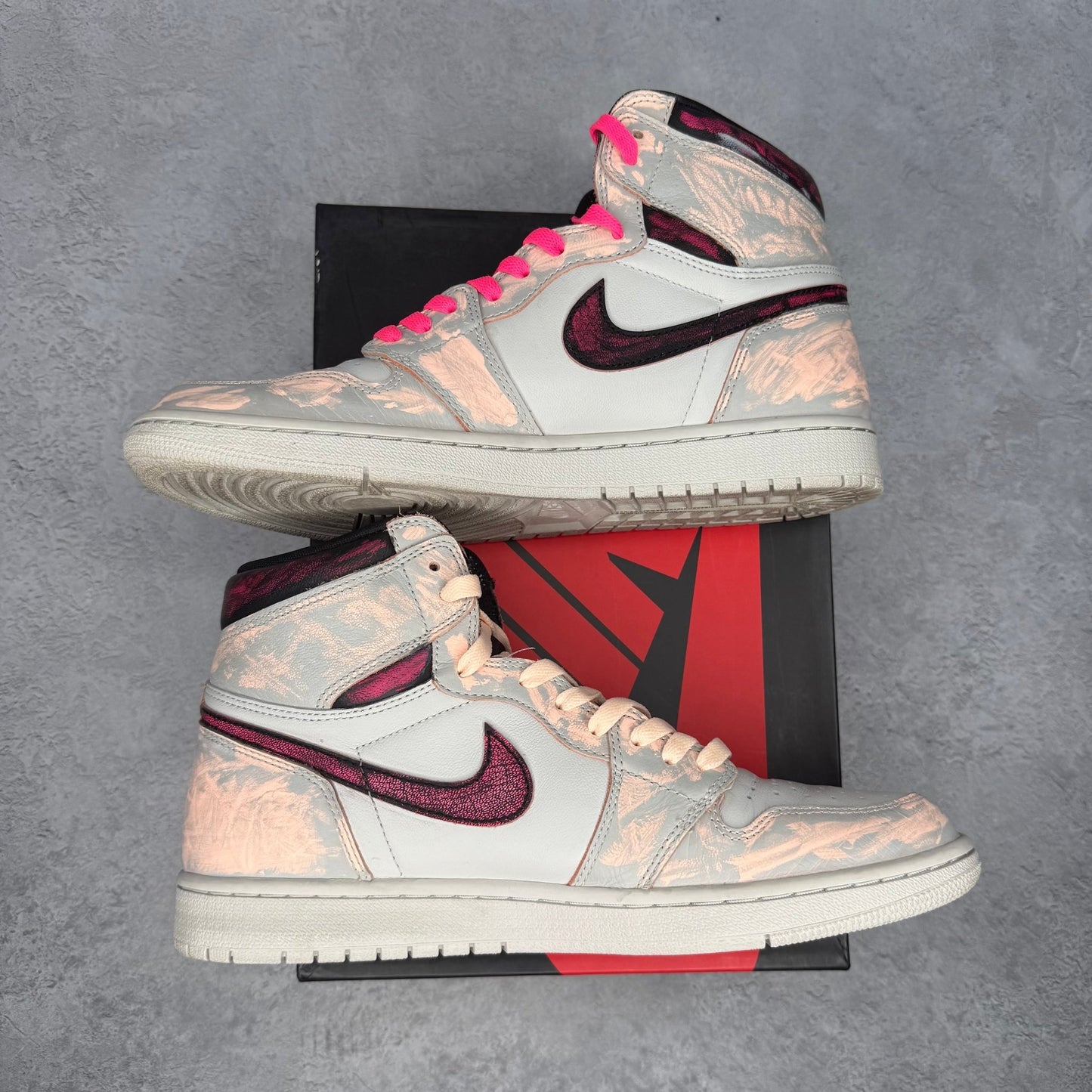 Jordan 1 Retro High OG Defiant SB NYC to Paris *pre - owned* SIZE 11 - Kicks Collective PA - Jordan - CD6578-006 - Men's Shoes - 11M/12.5W - Pre - Owned