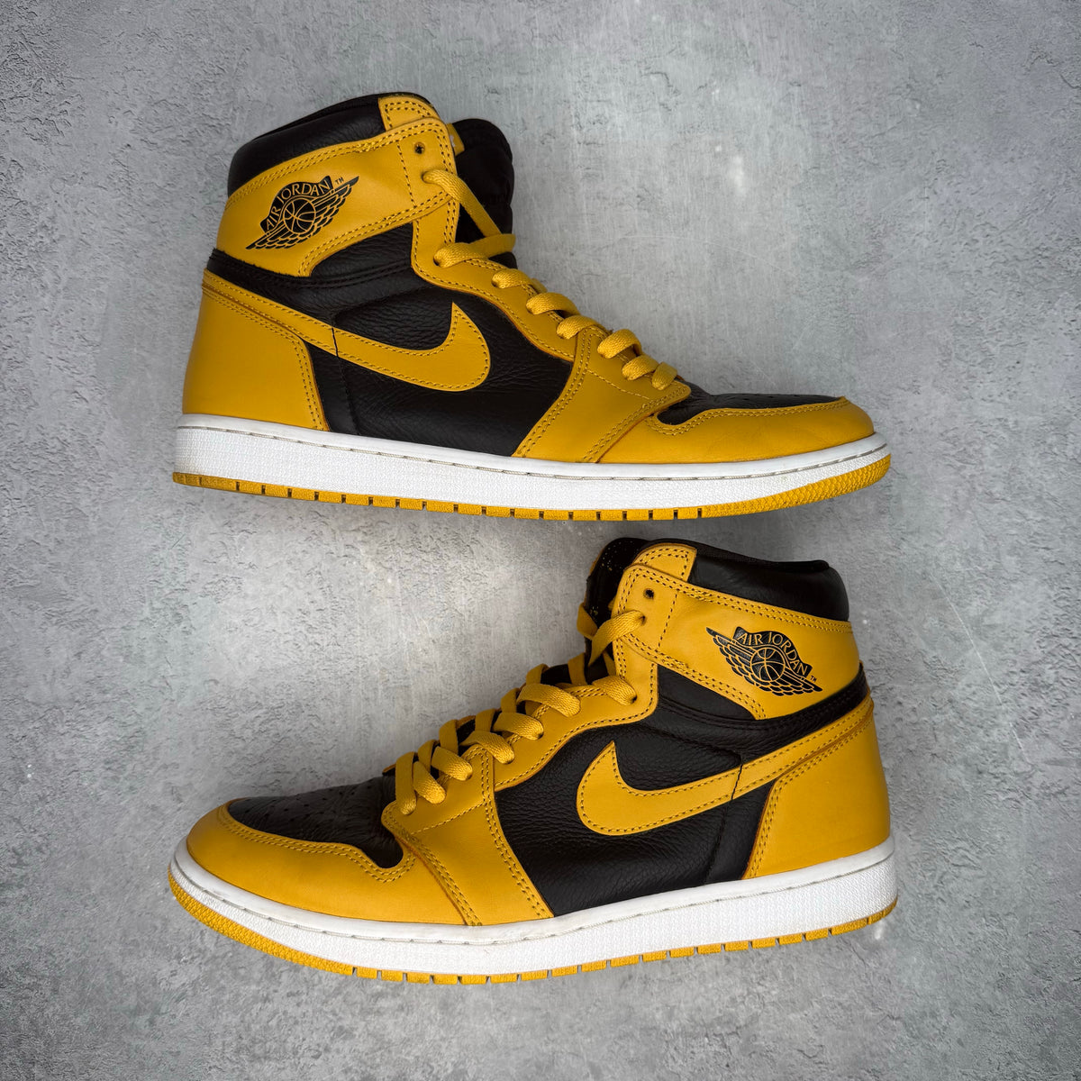 Jordan 1 Retro High Pollen *pre-owned* SIZE 11