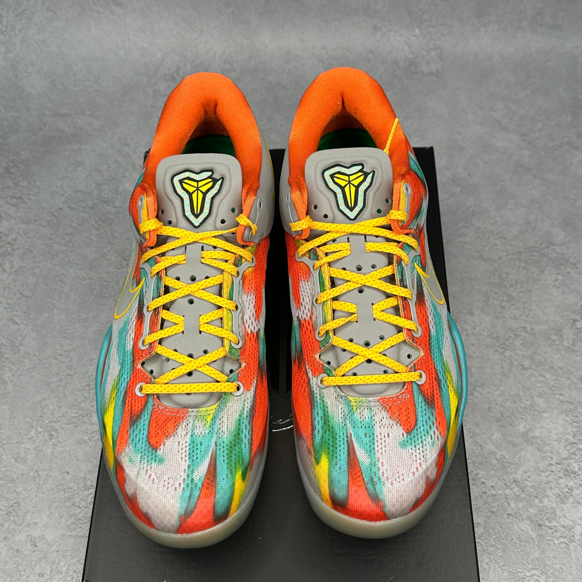 Nike Kobe 8 Protro Venice Beach (2024) *pre-owned* SIZE 10.5