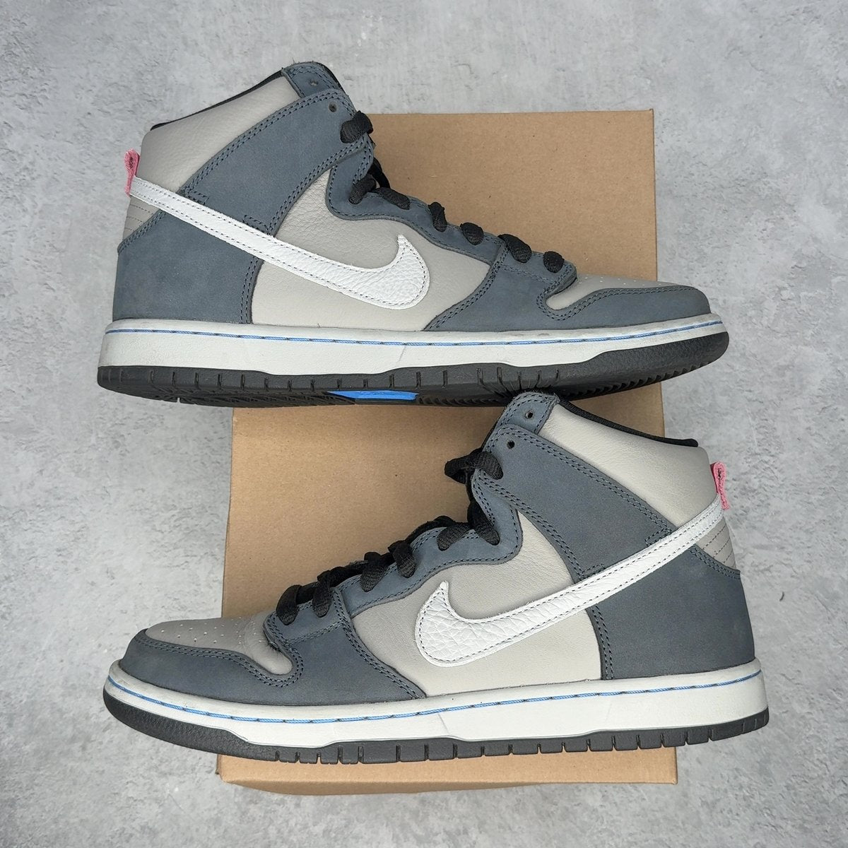 Nike SB Dunk High Pro Medium Grey Pink 10 (Pre-Owned) - front