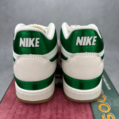 Nike Mac Attack SP Social Status Social Currency