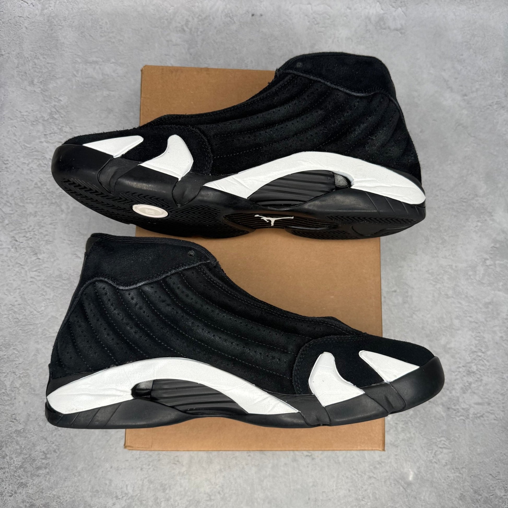Jordan 14 Retro Black White *pre - owned* SIZE 10 - Kicks Collective PA - Jordan - 487471-016 - Men's Shoes - 10M/11.5W - Pre - Owned - No Box