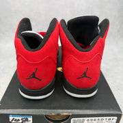 Jordan 5 Retro Raging Bull Red (2021) (PS) *pre-owned* SIZE 2.5Y