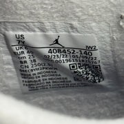 Jordan 4 Retro White Cement (2025) (GS) *pre-owned* SIZE 7Y