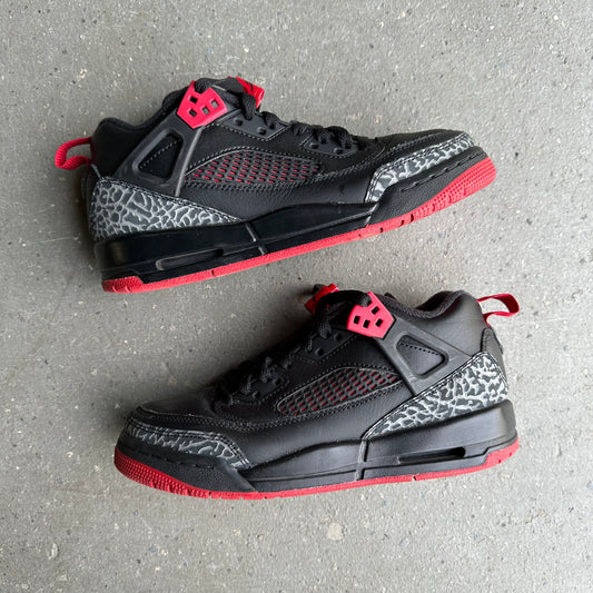 Jordan Spizike Low Bred (GS) *pre-owned* (SIZE 5Y)