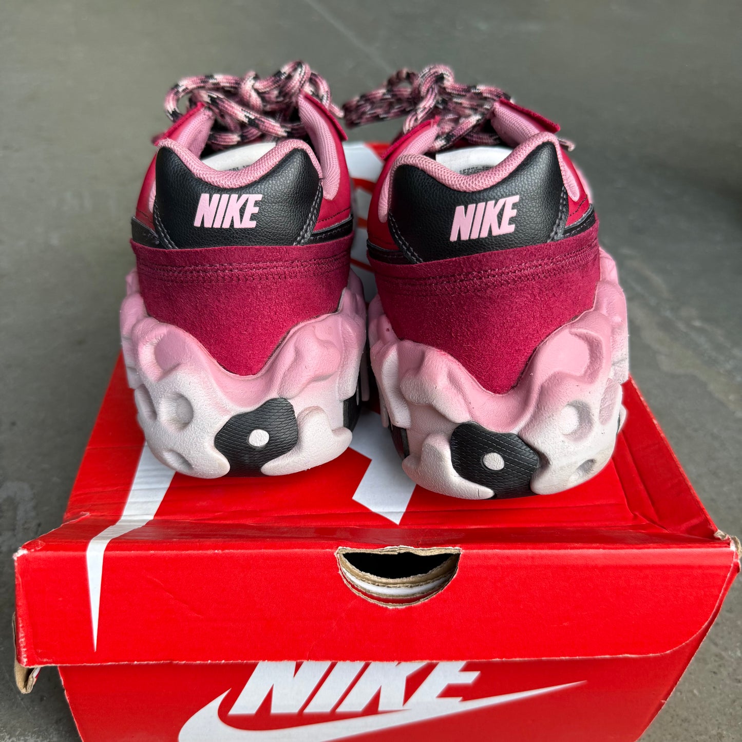 Nike Overbreak SP Beetroot *pre-owned* (SIZE 11)