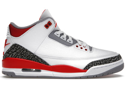 Jordan 3 Retro Fire Red (2022) *pre-owned* SIZE 9